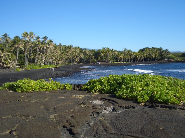 [21.12_Punaluu+Beach.jpg]