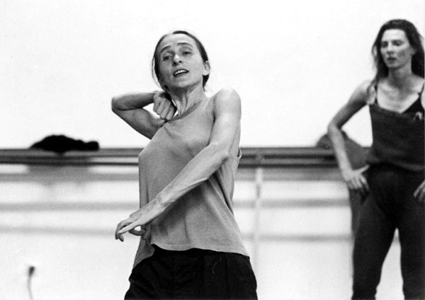 [pinabausch_portrait_full.jpg]