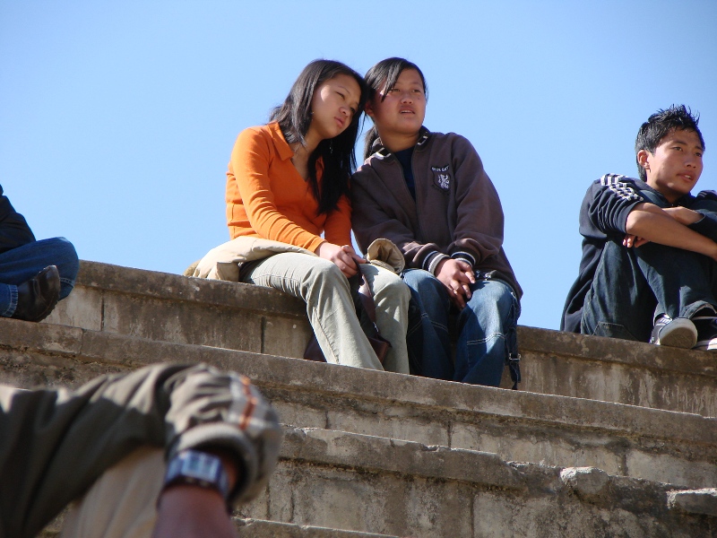[Bhutan+Telecom+Tashi+Girlfriend+watch+with+eagerness.JPG]