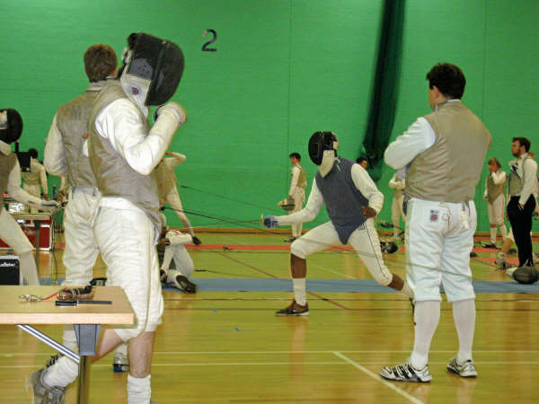 [Eisa+(centre)+in+action.JPG]