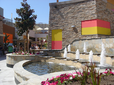 Garden Walk Mall