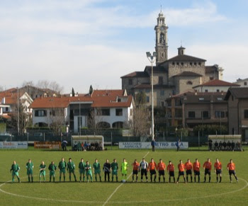 L'ingresso delle due squadre.