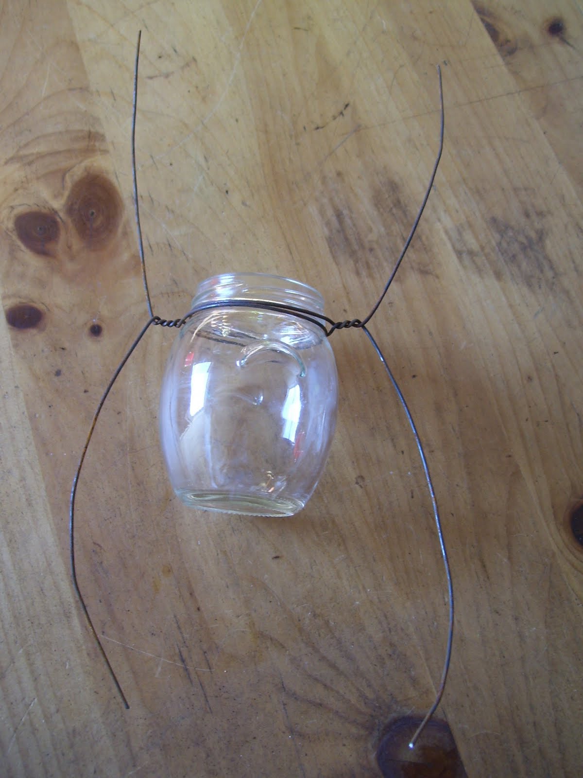 PeridotsGardenBlog How to Make a Wire Hanging Candle Holder!