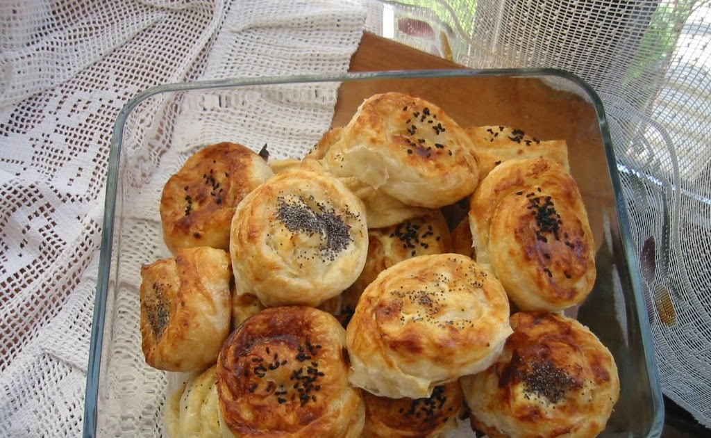 Bana Kalırsa KIYMALI/PATATESLİ GÜL BÖREĞİ