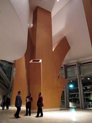 Wood+lobby