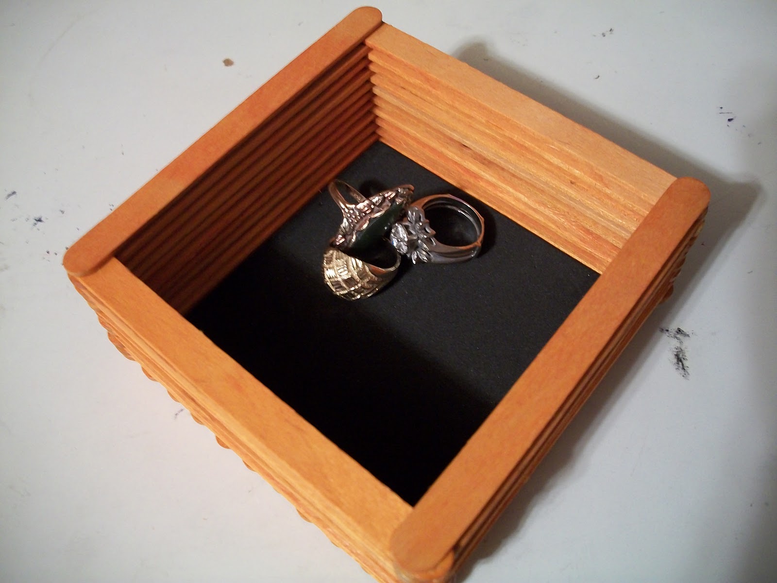 Cats, Kids and Crafts Craft Stick Box