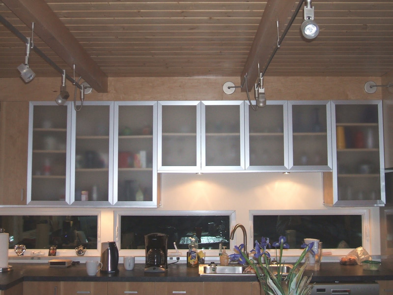 Cherry cabinet kitchens Kitchen Cabinets with Glass Doors