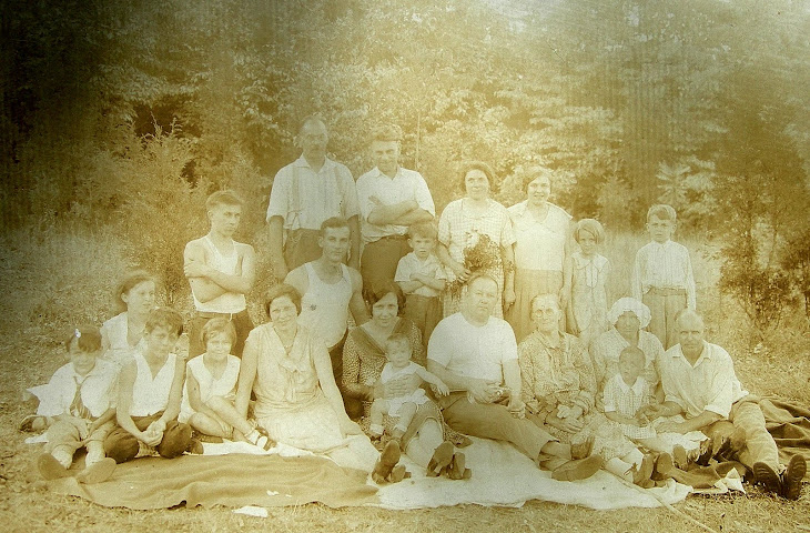 Kielczewski Family 1927