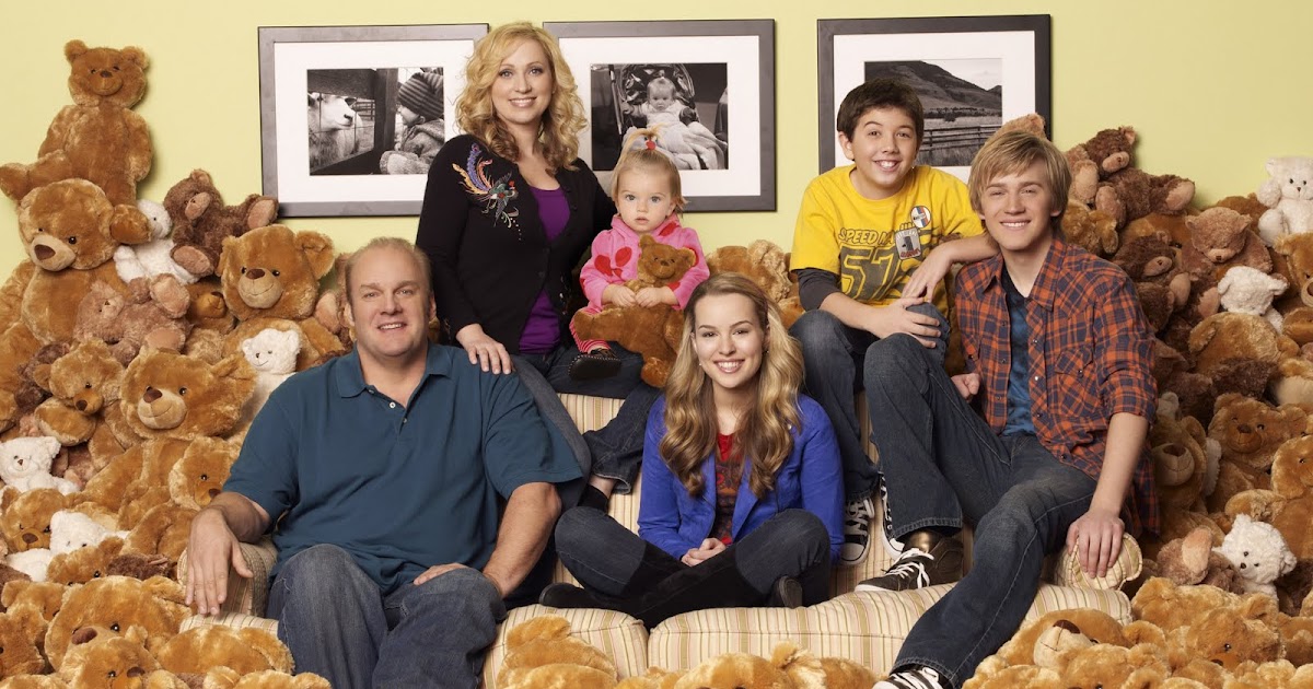 DISNEY LATINO: buena suerte charlie