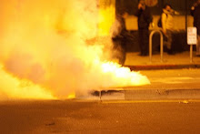 Tear gas in Oakland: 7 Jan 2009
