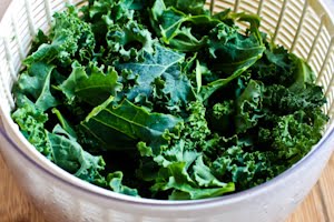 [kale-chips-4-kalynskitchen.jpg]