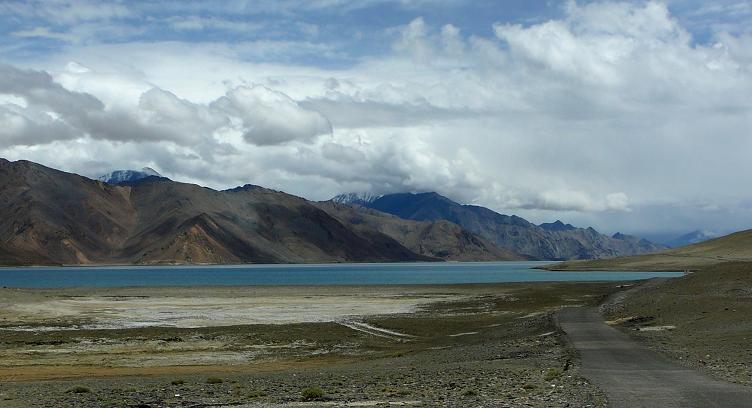 [P1070208Pangong.JPG]