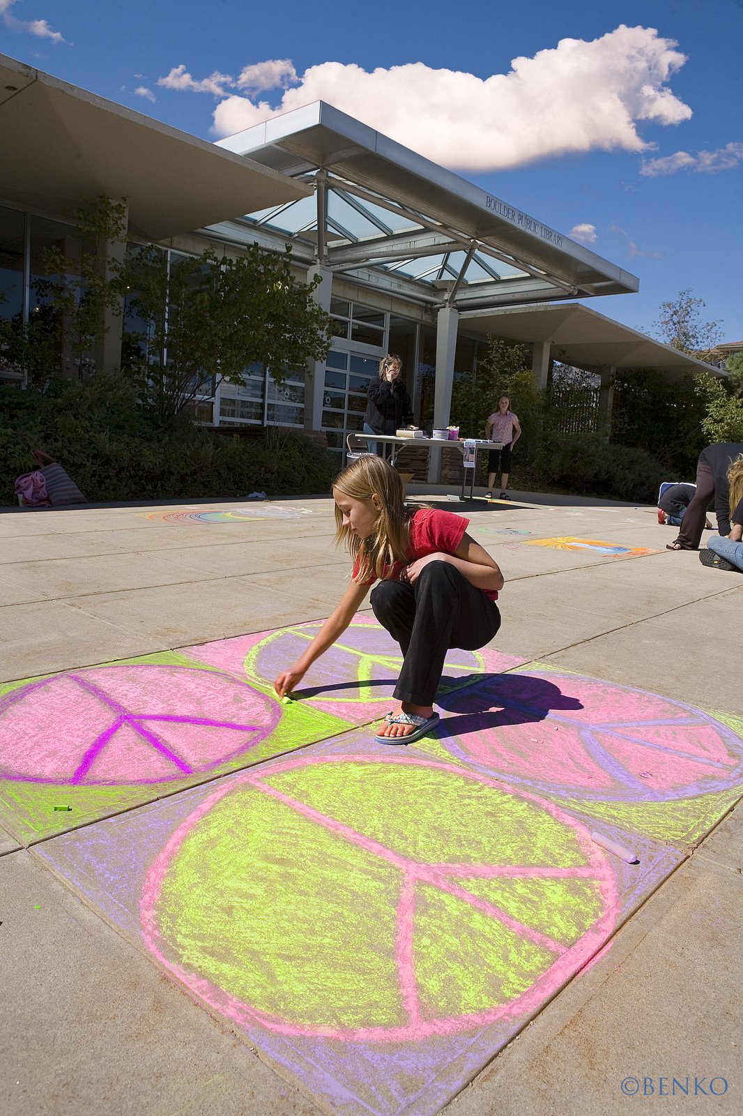 [Chalk4peace_Benko_Boulder_Library1.jpg]