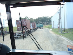 un ratito después..... entrada luego de pasar el control de aduana... que incluye permisos con CI