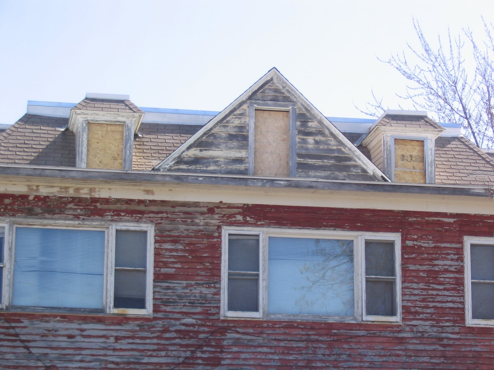 Abandoned MN Abandoned building Lester Prairie, MN