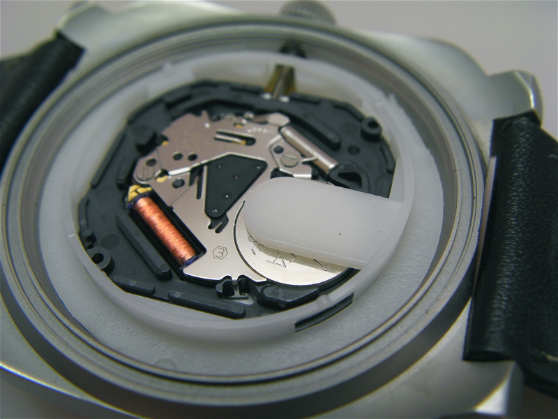 HOROLOGY CRAZY Battery change Guess Steel watch