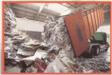 Tuala Wanita berkualiti rendah dibuat dari recycle paper dan bahan terbuang