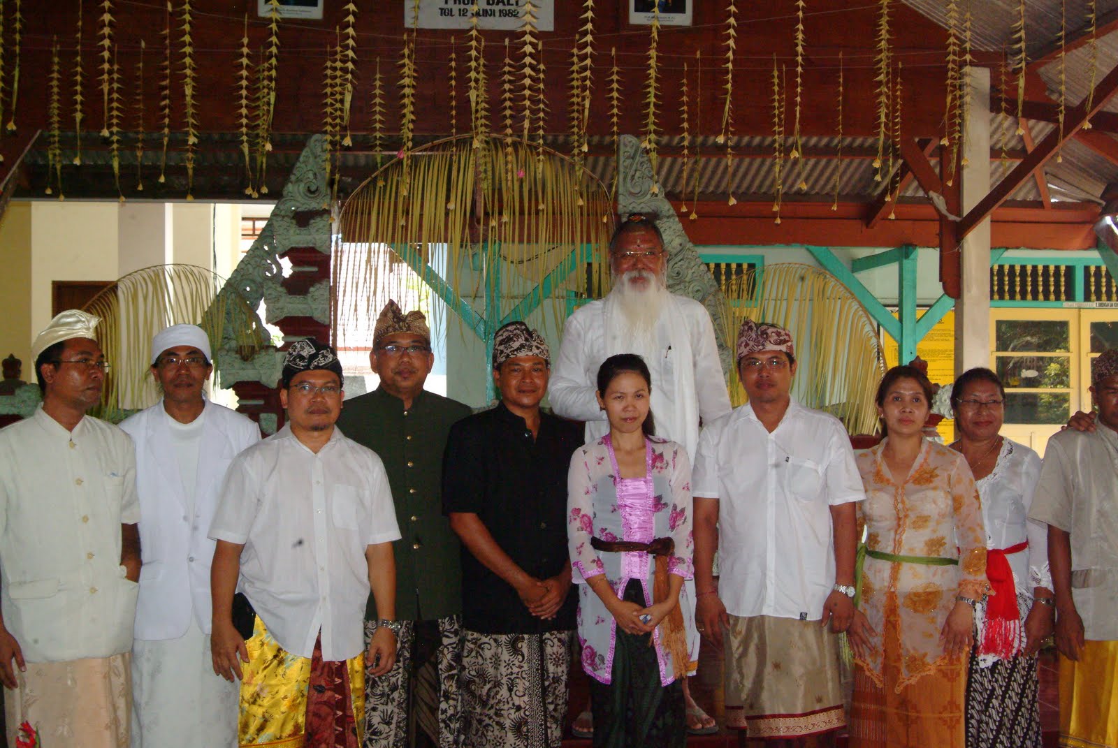 Mengamalkan Tri Hita Karana Dharma Wacana Ida Pedande
