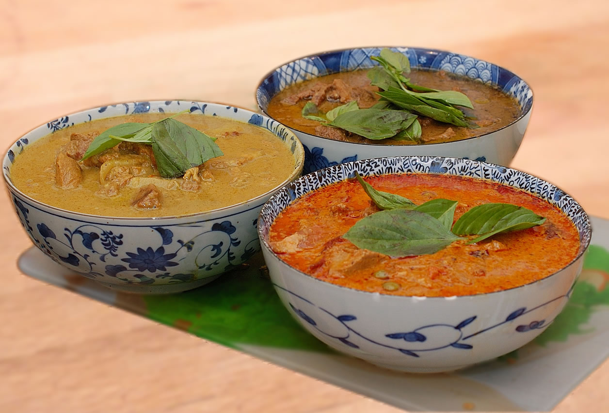 Recette Thaï poulet au curry vert et aubergines