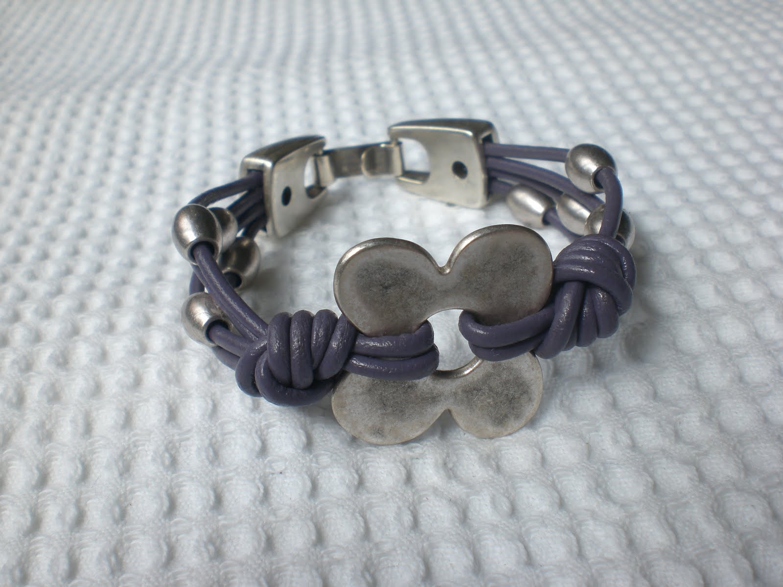 [pulseras+15+agosto+009.JPG]