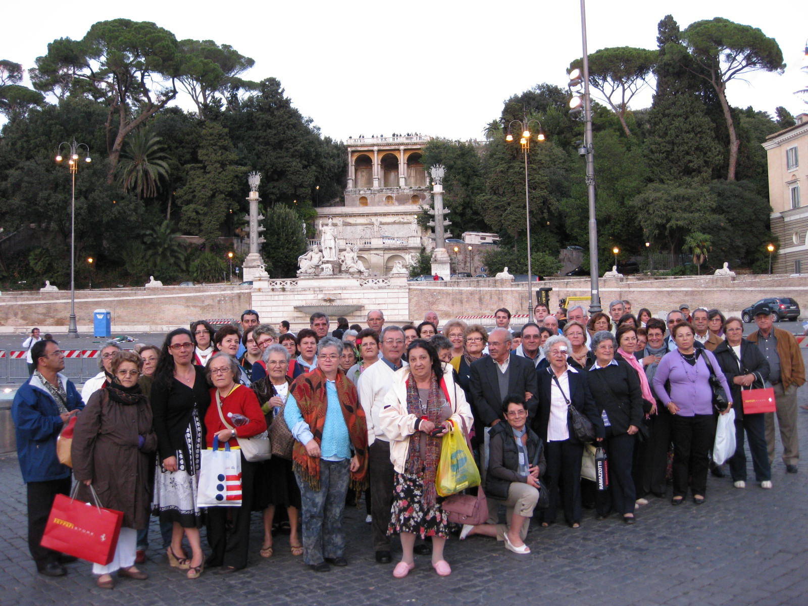 [Piazza+dei+Populo+-+Roma+(8).JPG]