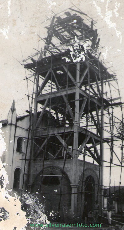 Construção da Torre da Igreja Matriz - década de 50