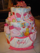 DIAPERS CAKE