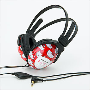 Kitty In Headphones