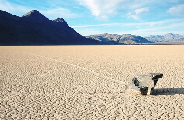 Sailing Stones, as pedras que andam Sailing Stones, as pedras que andam
