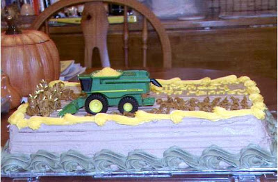 Birthday Cake Popcorn on Lynn S Cakes  John Deere Cakes