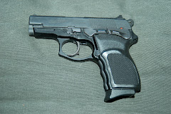 Bersa Thunder 9 Ultra Compact 9mm Semi-Auto Handgun