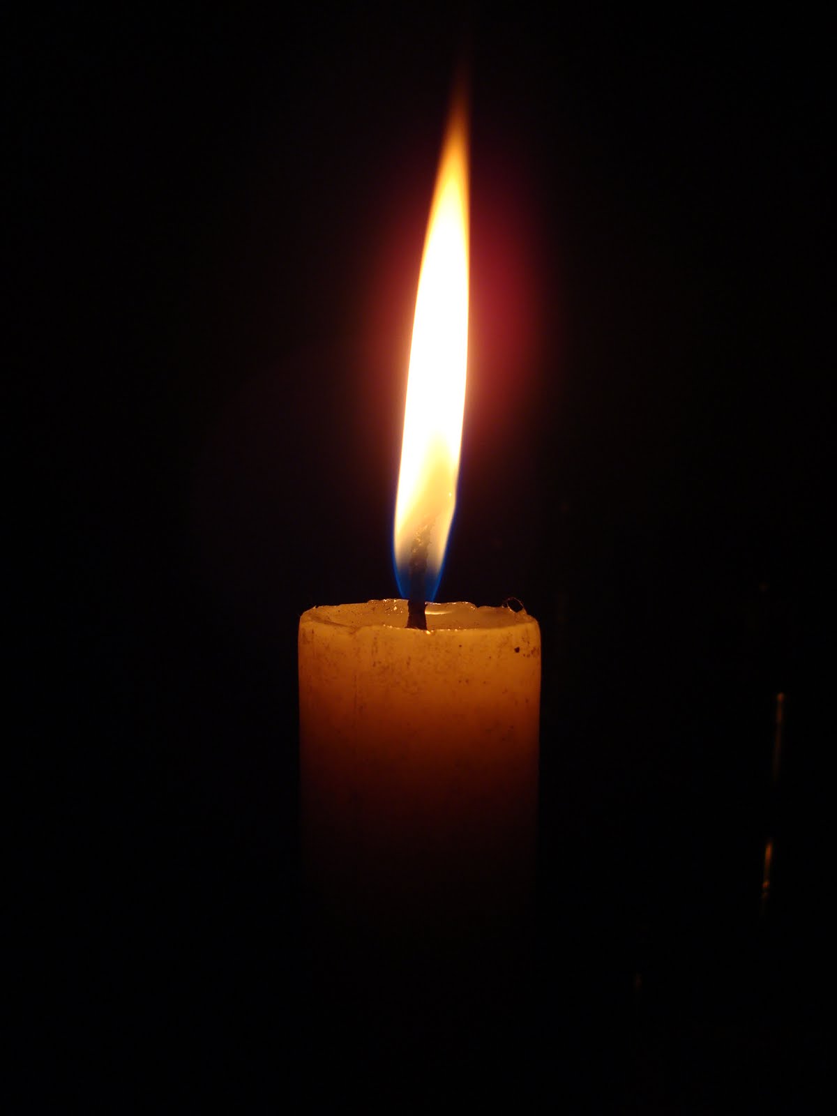 completely random amateur photography [crap] candle flame