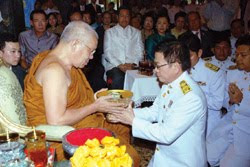 งานสมโภชสุพรรณบัฏ สมเด็จพระวันรัต (จุนท์) http://www.AmuletCenter.com