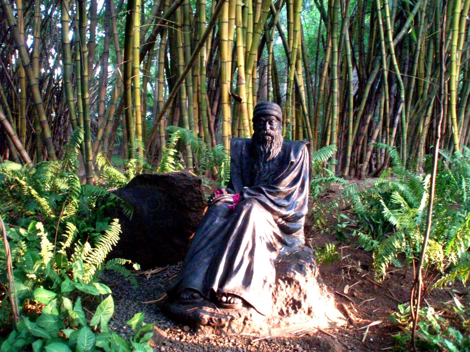 Travelz Unlimited Osho Teerth Park , Pune A Photo Feature