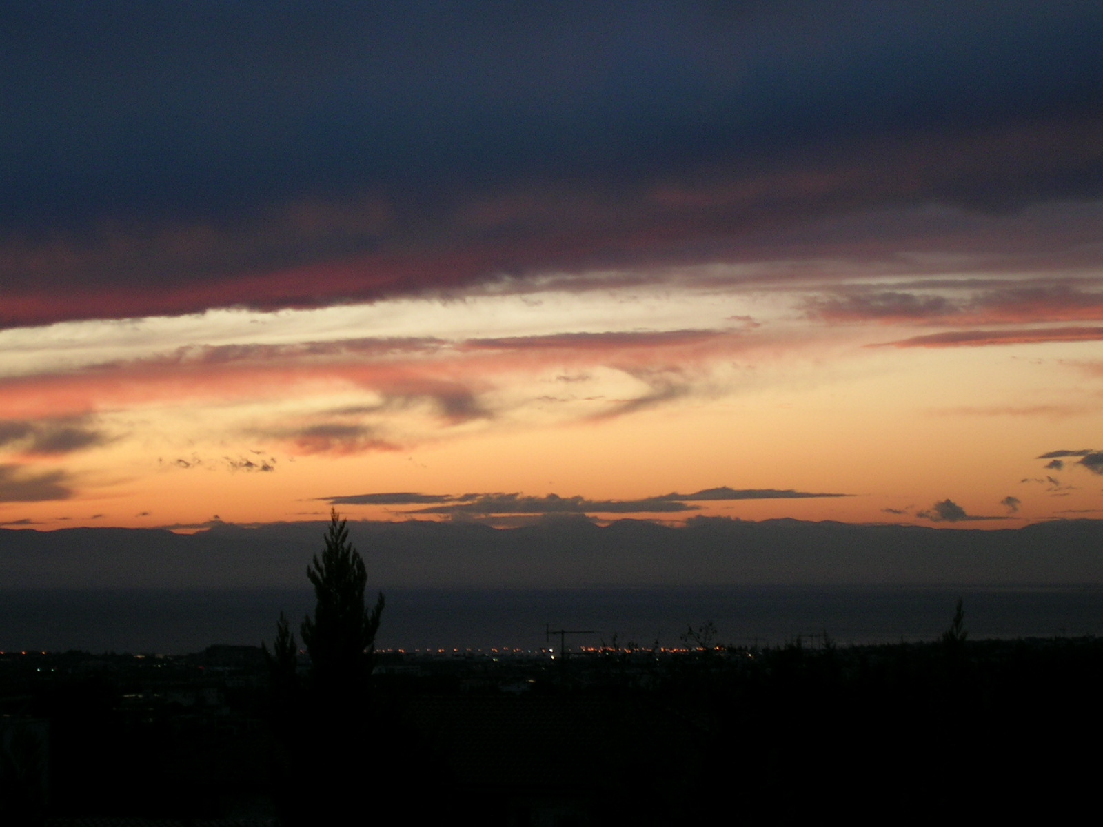 [komitsa+foto+725.jpg]