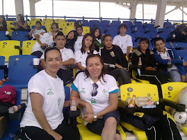 Alumnos en el Estadio Olímpico