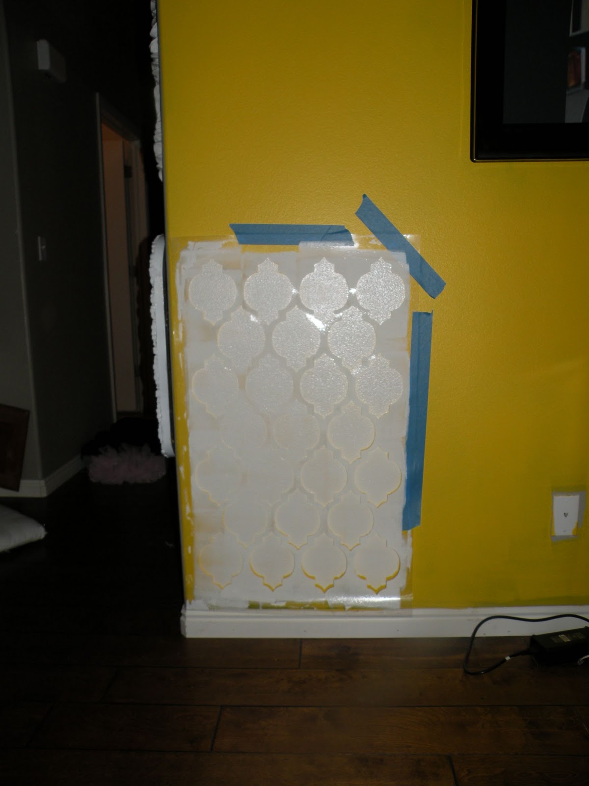 Living Room Wall Stencil Tutorial • Vintage Revivals