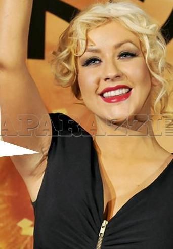 Christina Aguilera se aument el tama o de sus senos