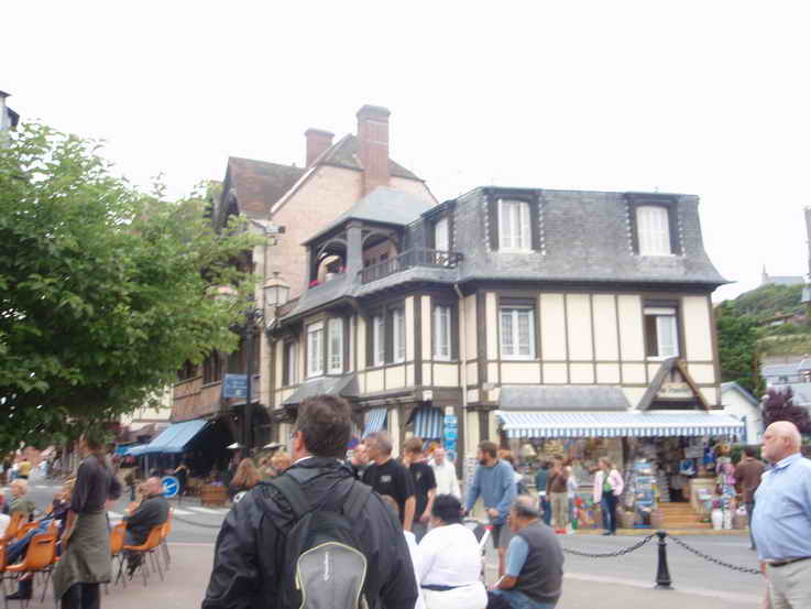 [etretat.jpg]