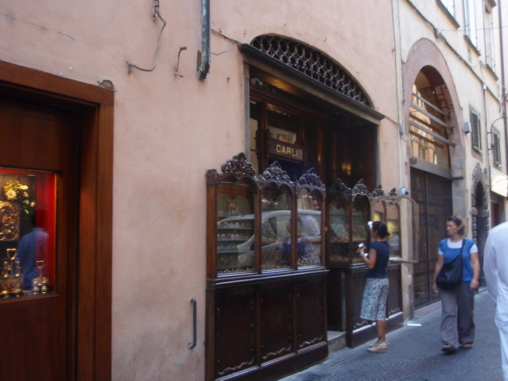 [lucca5.jpg]