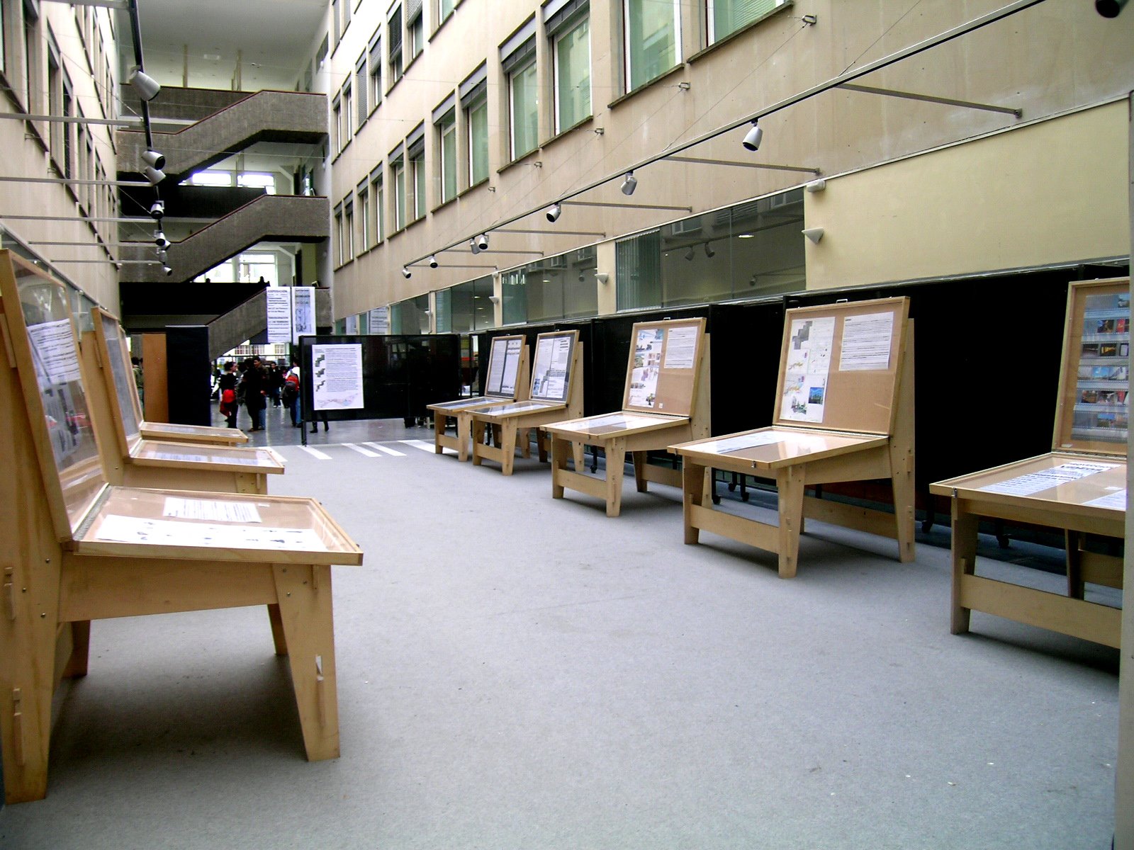 [DSCN8388.JPG]