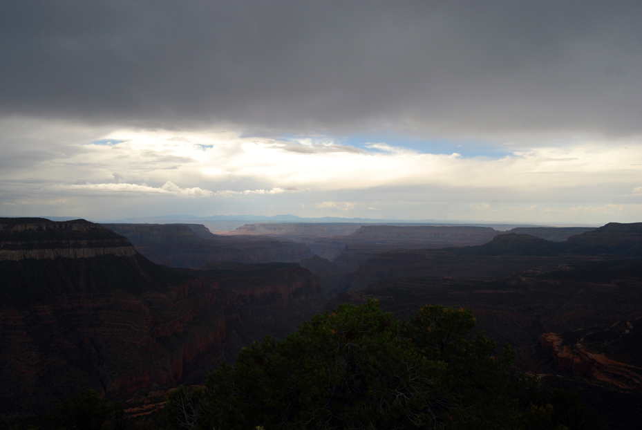 [Intrepid_Traveling_8_08VAST_EVENING]