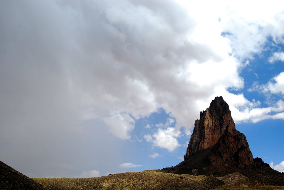 [Intrepid_Traveling_8_08MONUMENT_STORM_SOUTH]