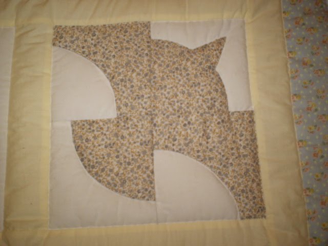 [PB090059.JPG]