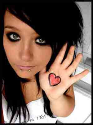 Emo Hairstyles For Girls 