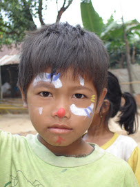 Cambogia - Trucco clown