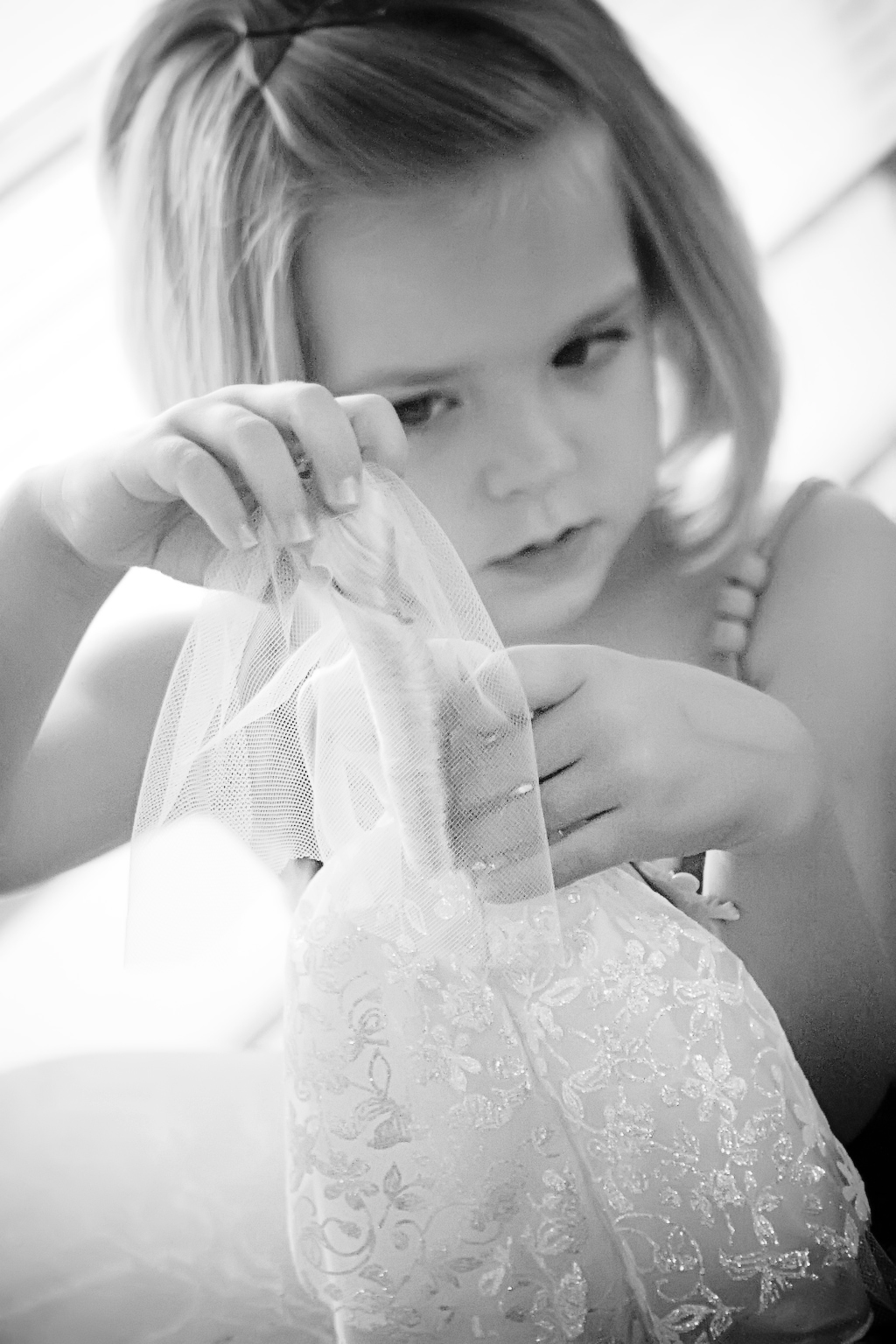 [15_ZacJen_146+sharp.jpg]