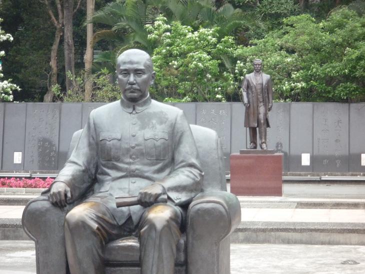 [P1050725.JPG]