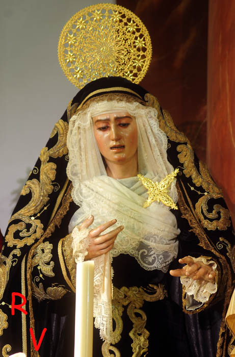 [2010quinariosantoentierro05.JPG]