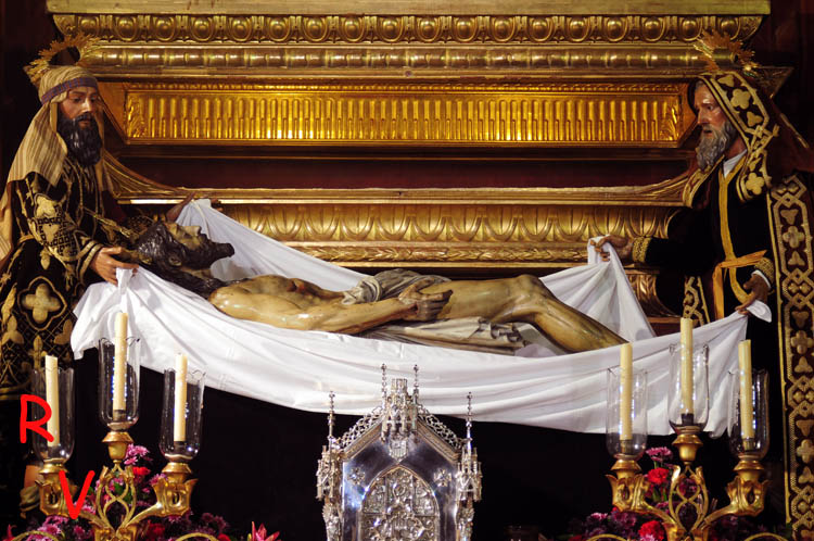 [2010quinariosantoentierro02.JPG]